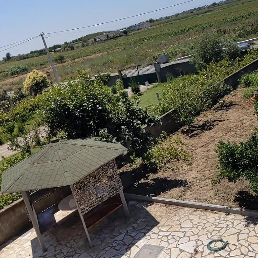 Apartamento Villa Naim Apartament 2 Rrotull